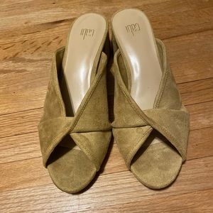 Cabi marigold mule size 8 shoes